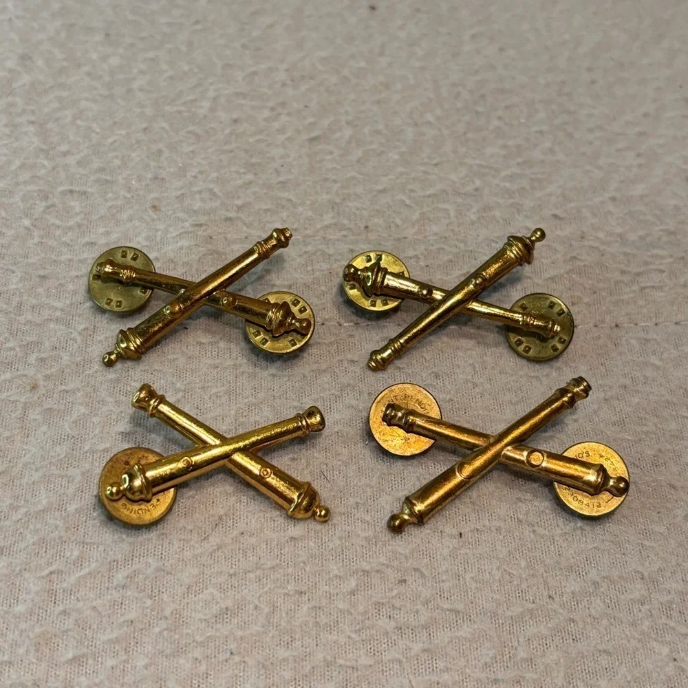 Vintage Lot of 21 World War II & U.S. Army Insignia Collectible Push Pins Badge